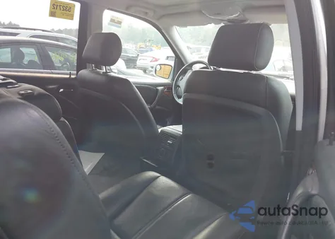 2002 Mercedes-Benz Ml 500 z USA, uszkodzony, nr VIN 4JGAB75EX2A334654